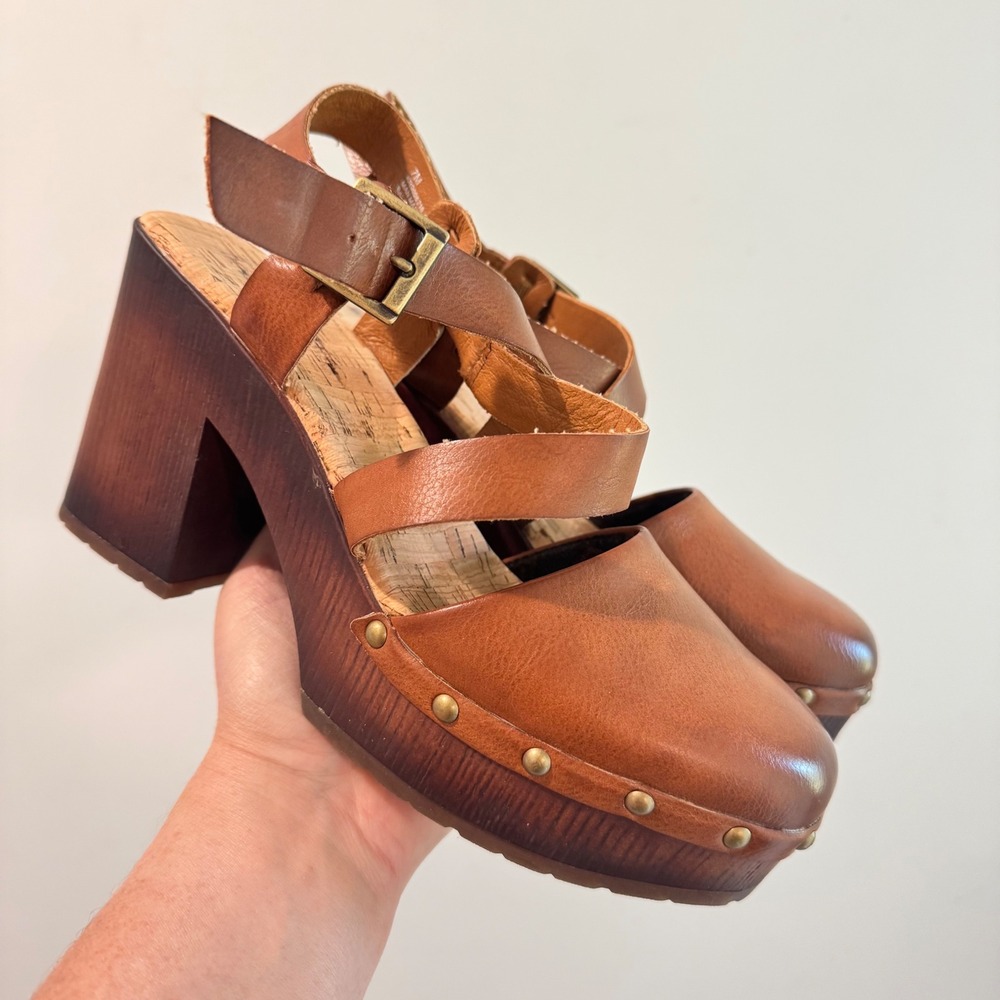 Korks Wendy Clog Brown Platform Sandals Block Heel Studded Slingback 7M